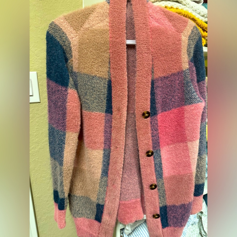 EUC Ann Taylor SZ MP Wool Blend Sweater